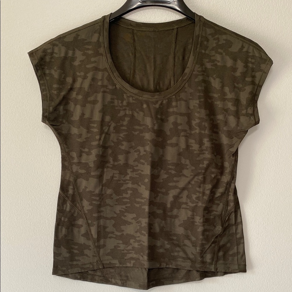 Lululemon Mesh Camouflage Green Women's Top Size 8